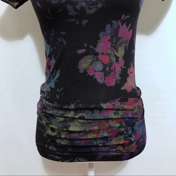 Soho Girls NWOT Short Sleeves Blouse Women One Size (S-L) - Picture 3 of 9